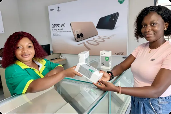 FoneGo staff handing an OPPO smartphone to a customer